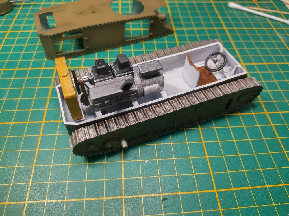 KOLOHOUSENKA 1/35