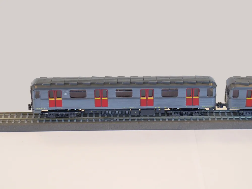VLOŽENÝ VŮZ METRA 81-71 H0 (1:87)
